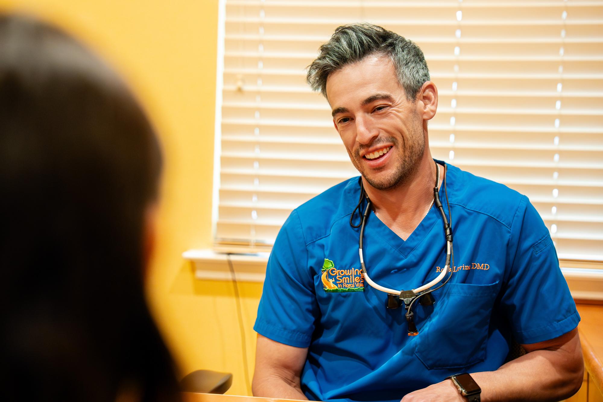 growing-smiles-patient-interaction-web-08647