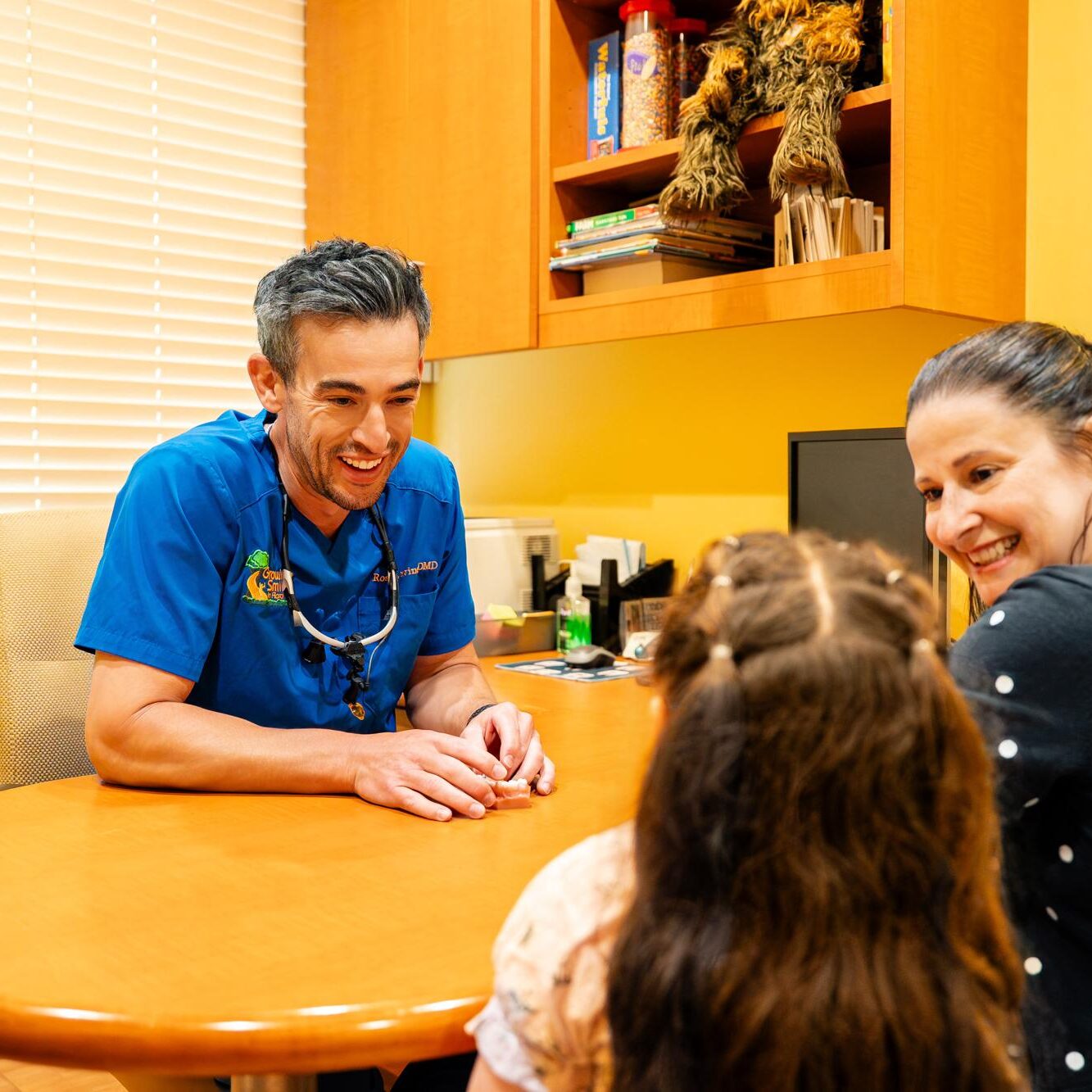 growing-smiles-patient-interaction-web-08762